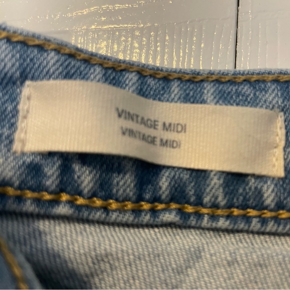 Universal Thread Vintage Midi Button Fly 4” Denim Shorts 16/33R - Picture 6 of 7